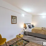 Apartment Pansion Beg