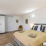 Apartment Pansion Beg